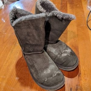 Minnetonka boots